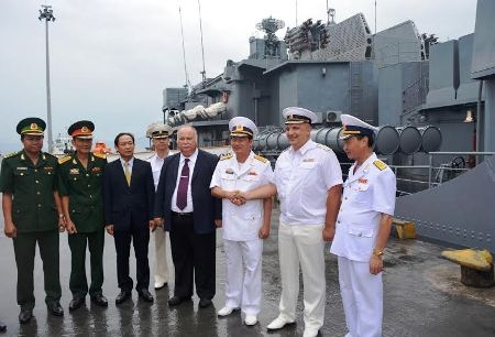 ກໍາປັ່ນກອງທັບເຮືອສະຫະພັນລັດເຊຍຢ້ຽມຢາມມິດຕະພາບນະຄອນດ່າໜັ້ງ